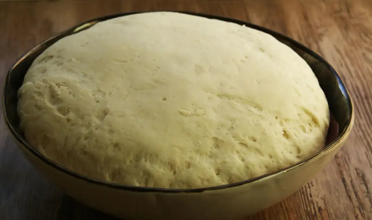 Zdjęcie Twarde ciasto na pizzę? 5 błędów i jak zrobić idealne