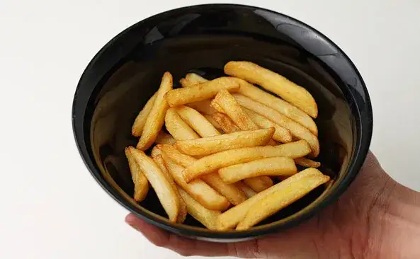 Zdjęcie Kaloryczność frytek: Smażone vs. Pieczone vs. Air Fryer